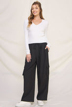 Load image into Gallery viewer, Smooth Wide Cargo Pants