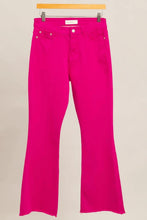 Load image into Gallery viewer, Sateen Stretch Flare Jeans