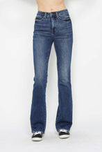 Load image into Gallery viewer, Embroidered Back Pocket Bootcut Jean