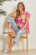 Load image into Gallery viewer, Magenta Floral Top