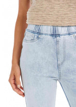 Load image into Gallery viewer, Blue Flare Jean