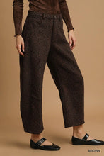 Load image into Gallery viewer, Non-Stretch Leopard Print Wide Leg Pants