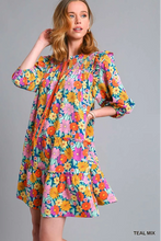 Load image into Gallery viewer, Plus Size Teal Floral Print Dress