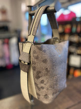 Load image into Gallery viewer, Small Leather Handbag