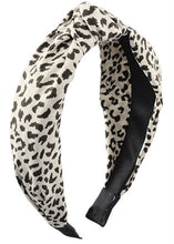 Load image into Gallery viewer, Leopard Handband