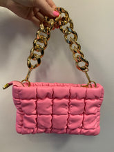 Load image into Gallery viewer, Quilted Clutch