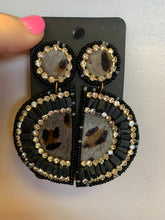 Load image into Gallery viewer, Seed Bead &amp; Crystal Wedge Earring