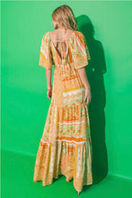 Load image into Gallery viewer, Ivory Taupe Printed Woven Maxi