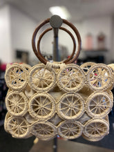 Load image into Gallery viewer, Straw Circles Handbag