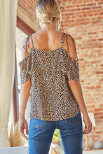 Load image into Gallery viewer, Multi Flower Leopard Blouse