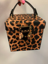 Load image into Gallery viewer, Leopard Box Purse