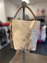 Load image into Gallery viewer, Small Leather Handbag