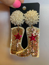 Load image into Gallery viewer, Cowboy Boots &amp; Pearl Stud Earring