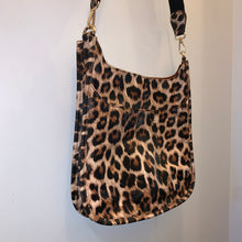 Load image into Gallery viewer, Leopard Corssbody