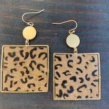 Load image into Gallery viewer, Square Leather Earring