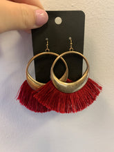 Load image into Gallery viewer, Fan Tassel Circle Earrings