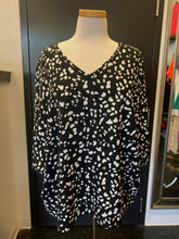 Load image into Gallery viewer, Hazel Dots Blouse